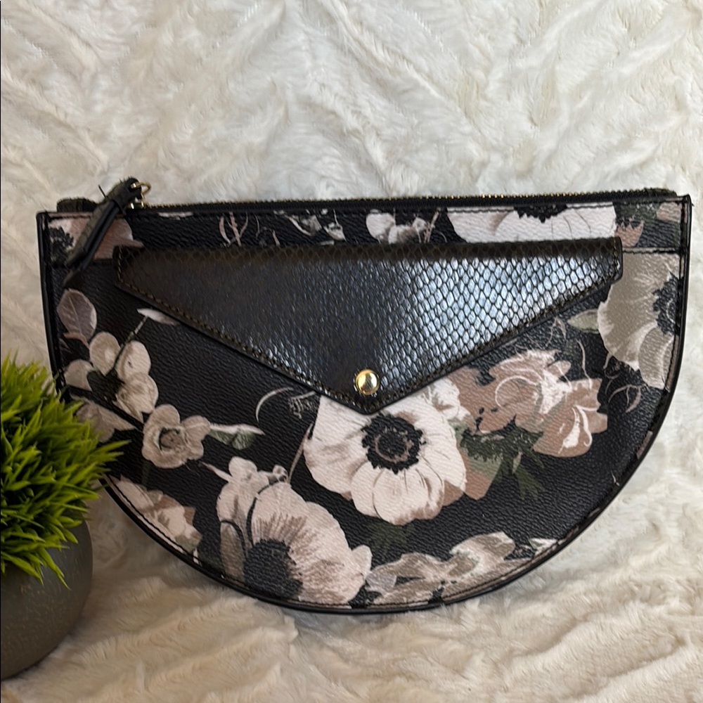 Banana Republic Black and Cream Floral Clutch